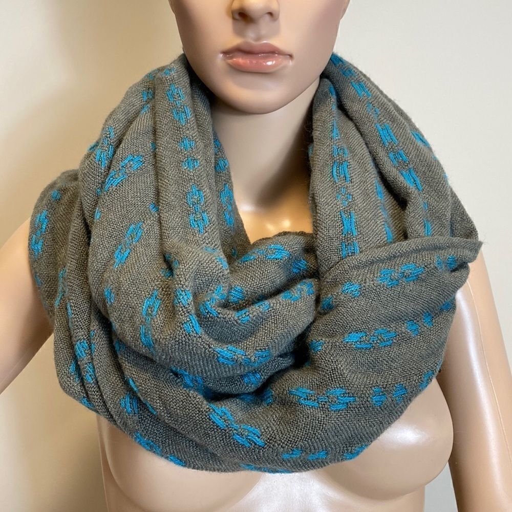 14th & Union infinity scarf